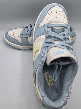Nike Low-Top Sneakers in Pale Blue, Cream & Light Yellow Woman's Size 8.